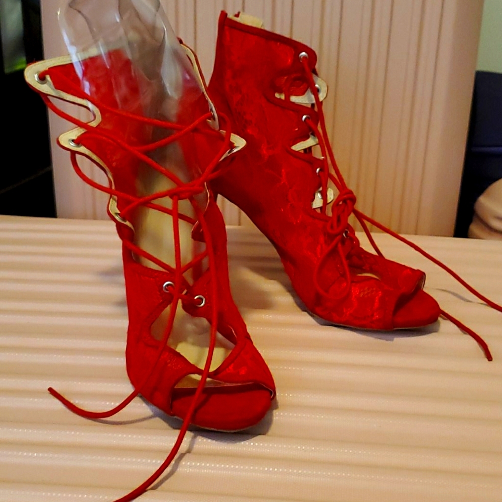 Red Meshed Heels Screaming for a Party!!!